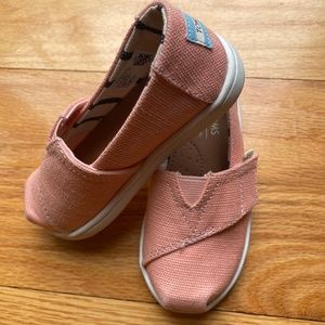 Toms Girls Shoes